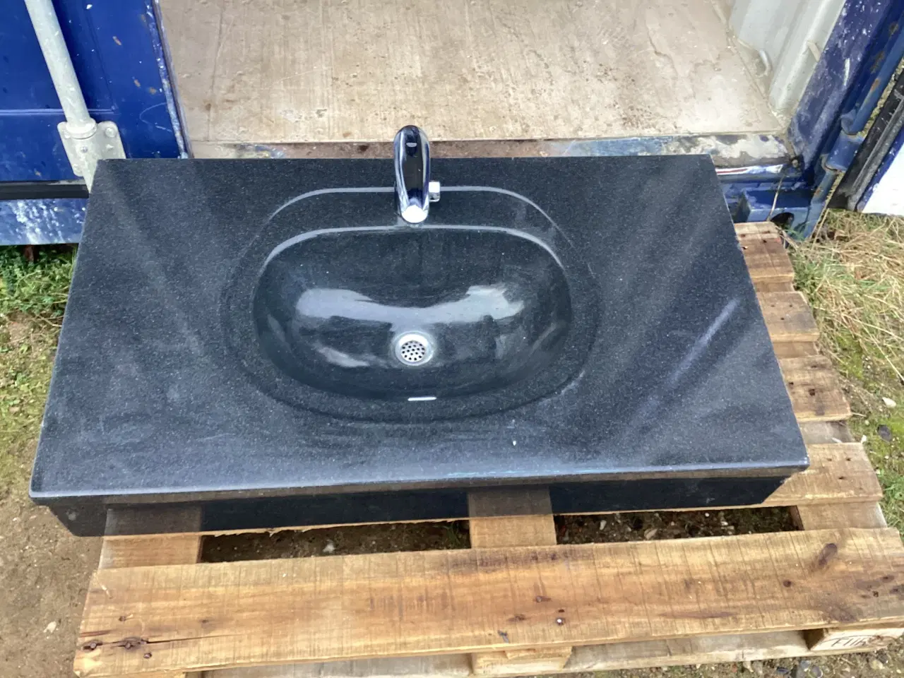 Billede 2 - Bordplade med vask