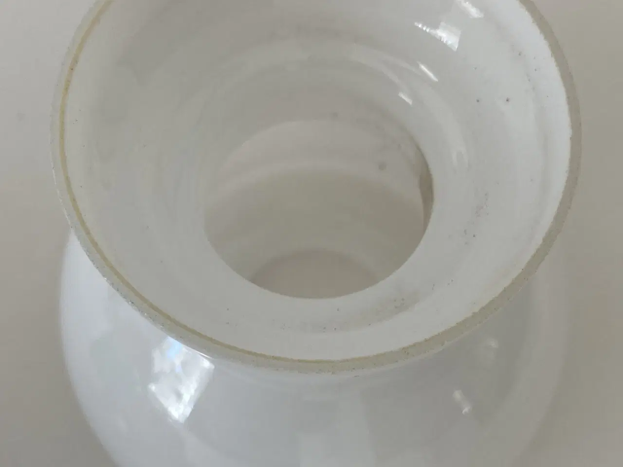 Billede 3 - Messing lampet med glas skærm