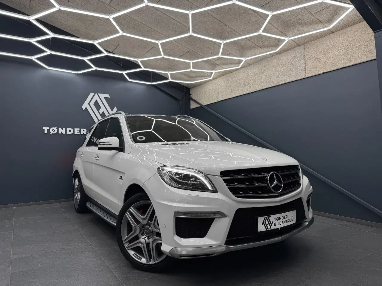 Billede 1 - Mercedes ML63 5,5 AMG Performance aut.