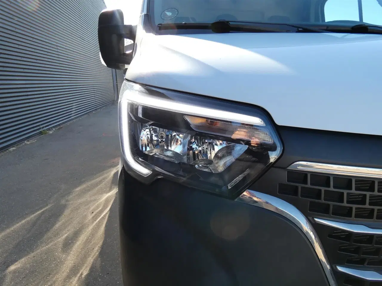 Billede 5 - Renault Master T28 L1H1 2,3 DCI 135HK Van 6g
