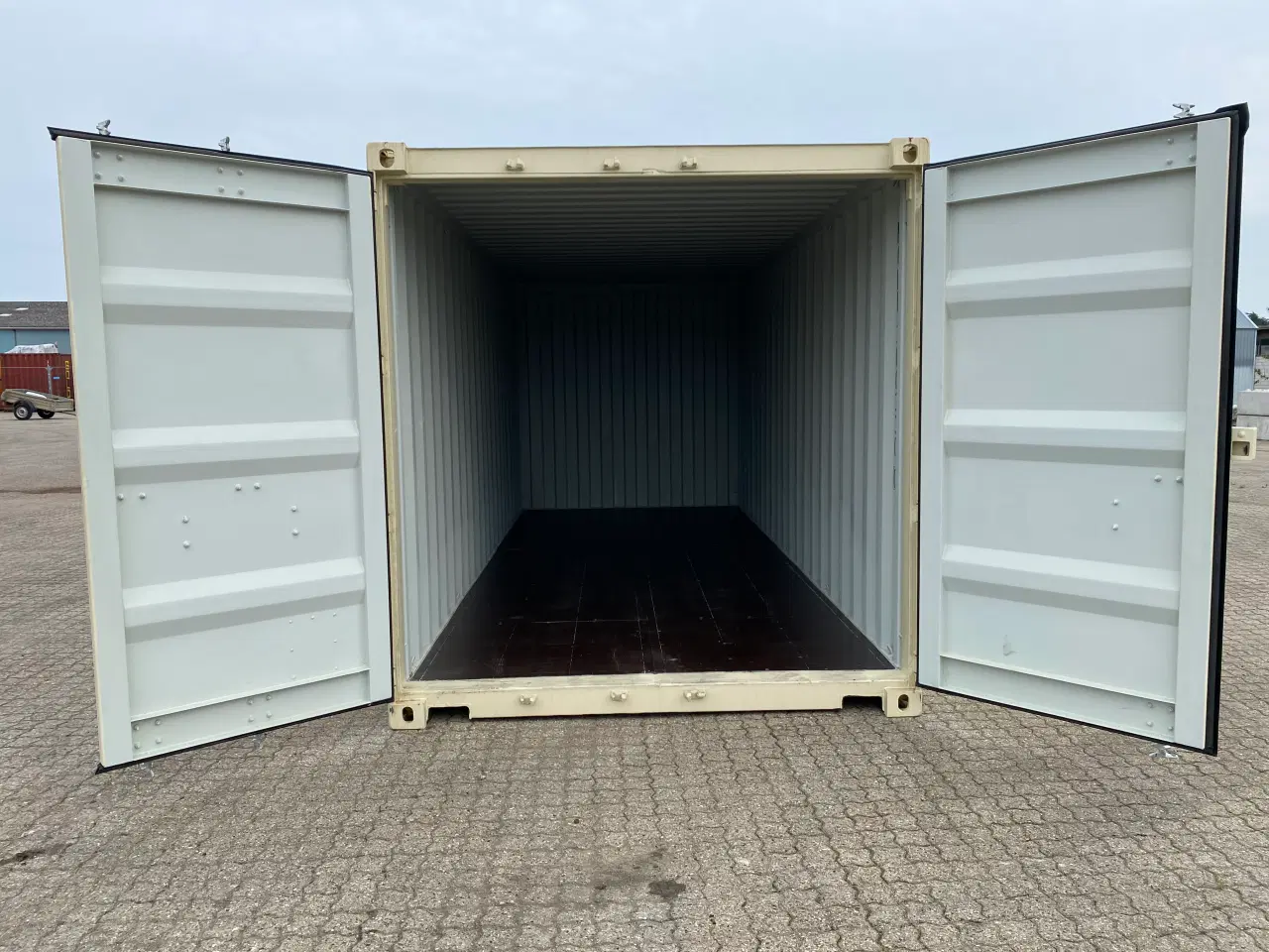 Billede 2 - 20 fods container NY One Way i Flot Ral 1015 farve