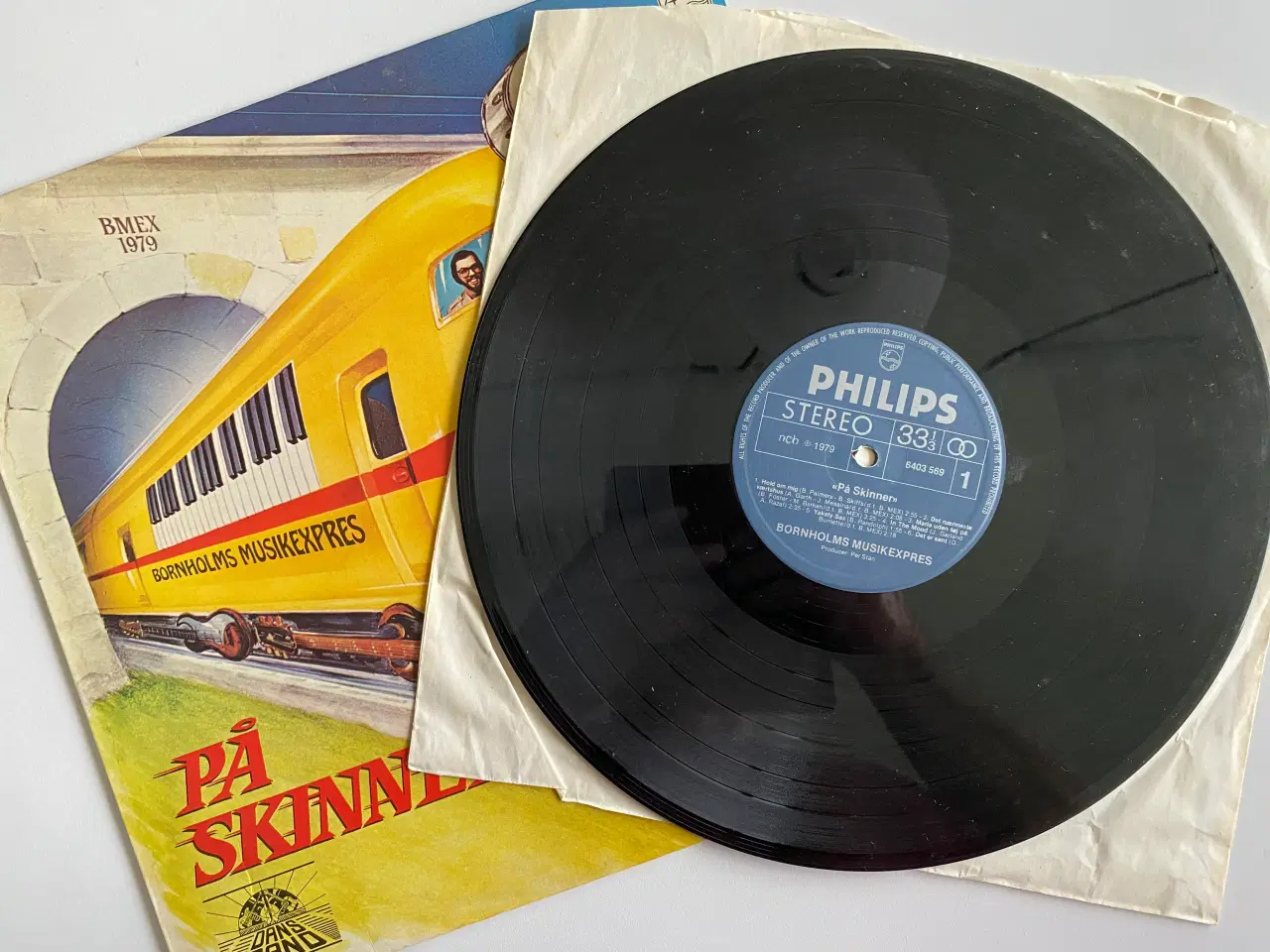 Billede 2 - LP. Bornholms Musikexpres – På Skinner