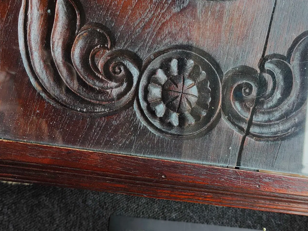 Billede 3 - Thailandsk Udskåret lavt bord 