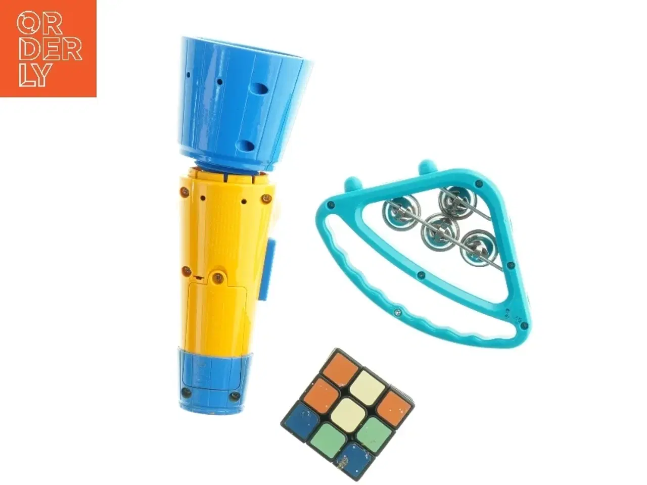 Billede 1 - Legetøjssæt med Rubiks terning, rangle og teleskop (str. 22 x 8 cm. 5 x 5 cm)