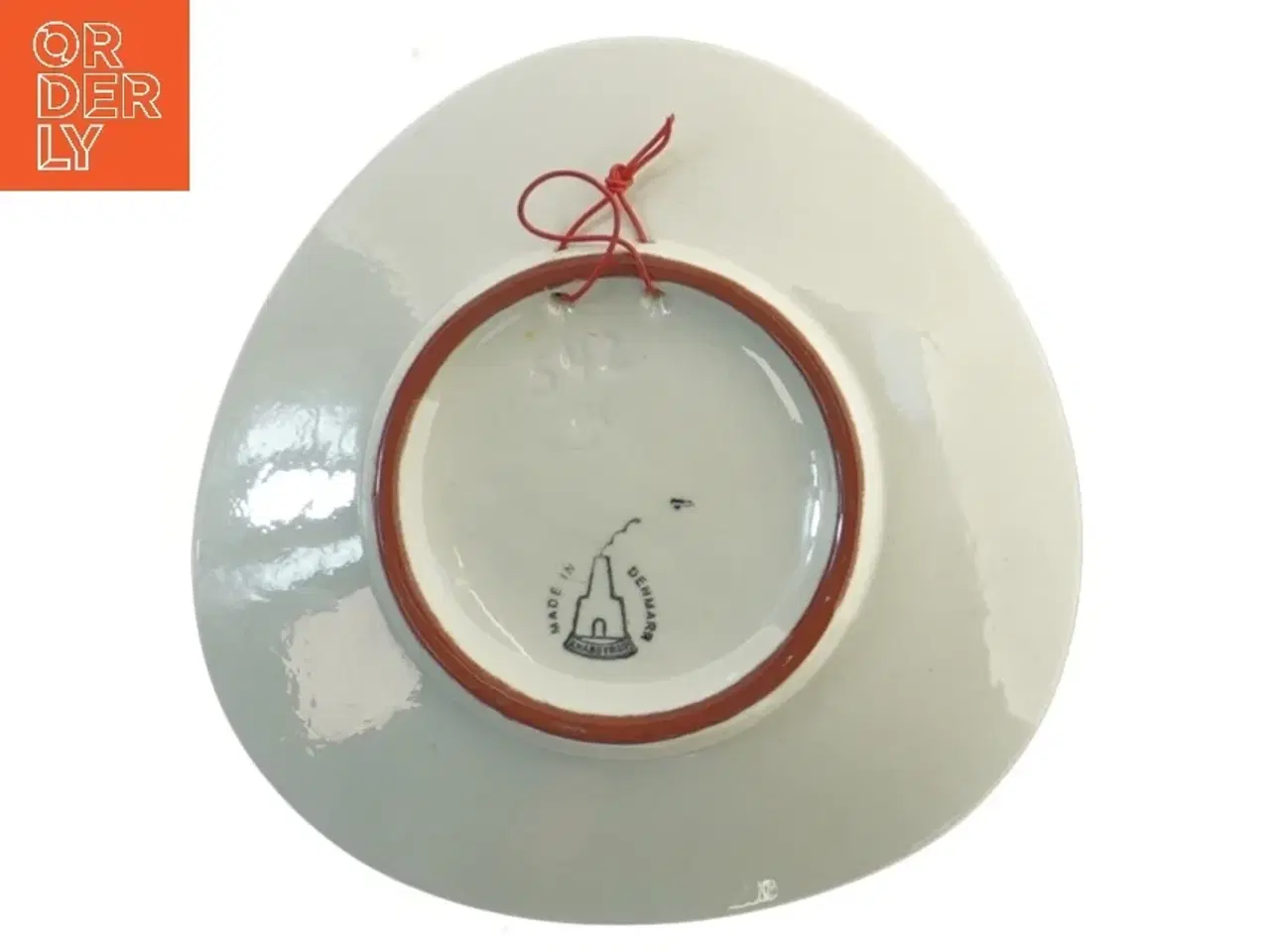 Billede 2 - Storm p. Keramikplatte med tegneseriemotiv fra Knabstrup, storm p (str. Ø 16 cm)