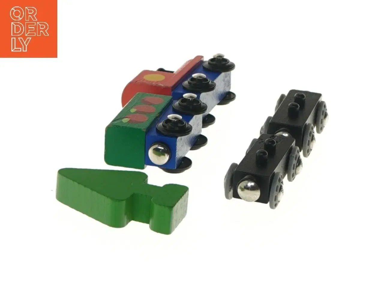 Billede 3 - Trætog med vogne (str. 7x6 cm)