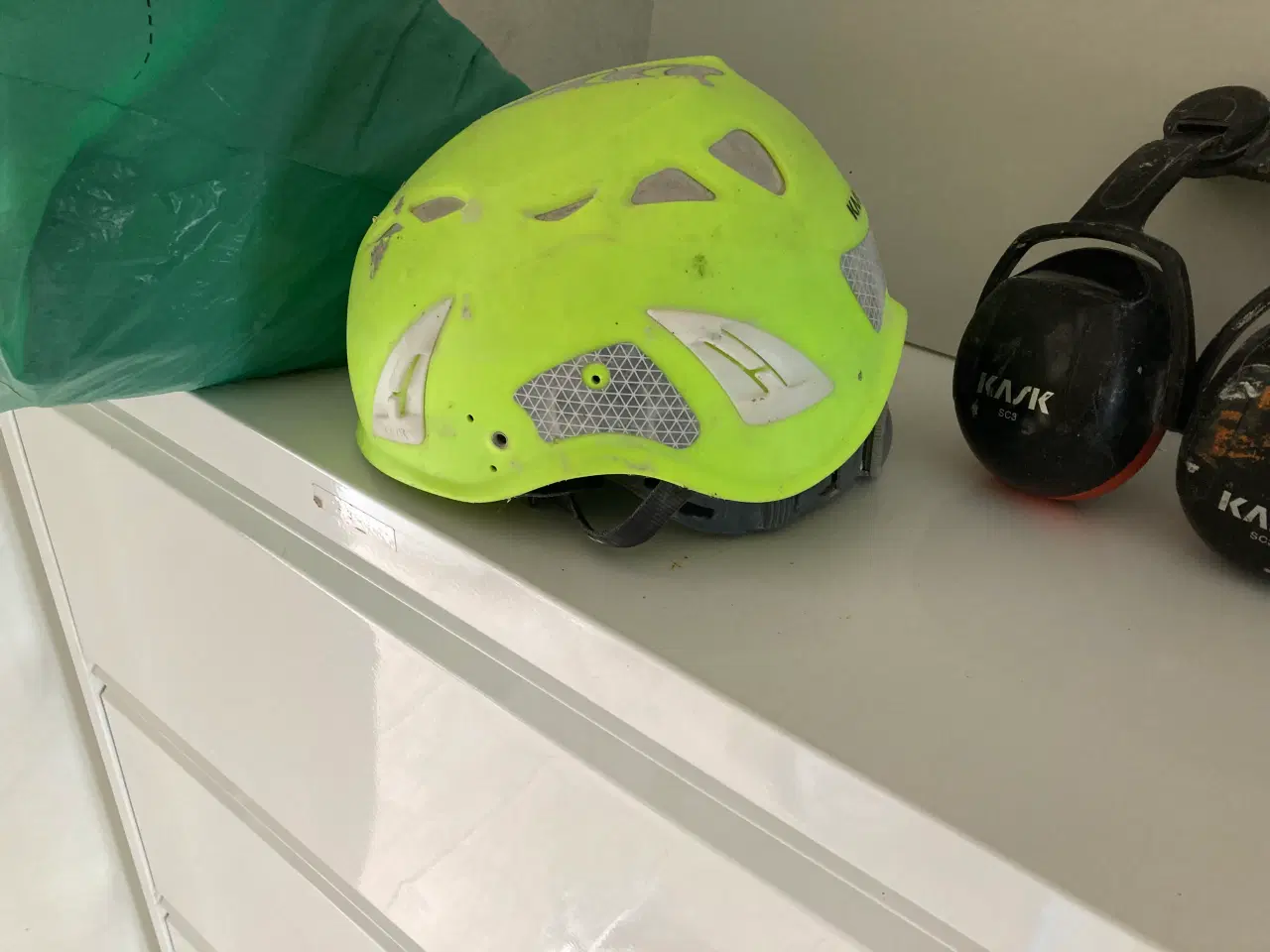 Billede 3 - Kask arbejdshjelm med høreværn