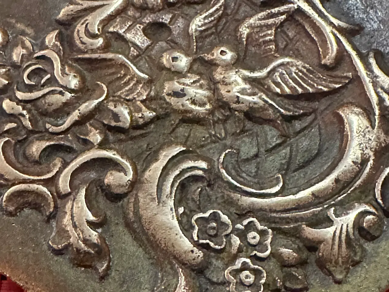 Billede 4 - To antikke skrin af bronze og messing sælges. 