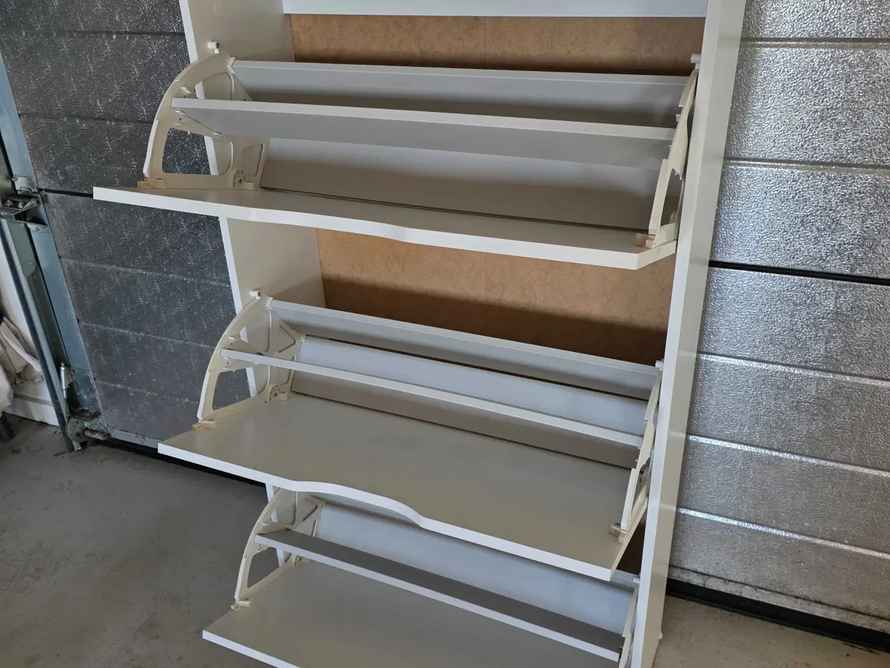 Billede 4 - Skoskab m. 3 hylder