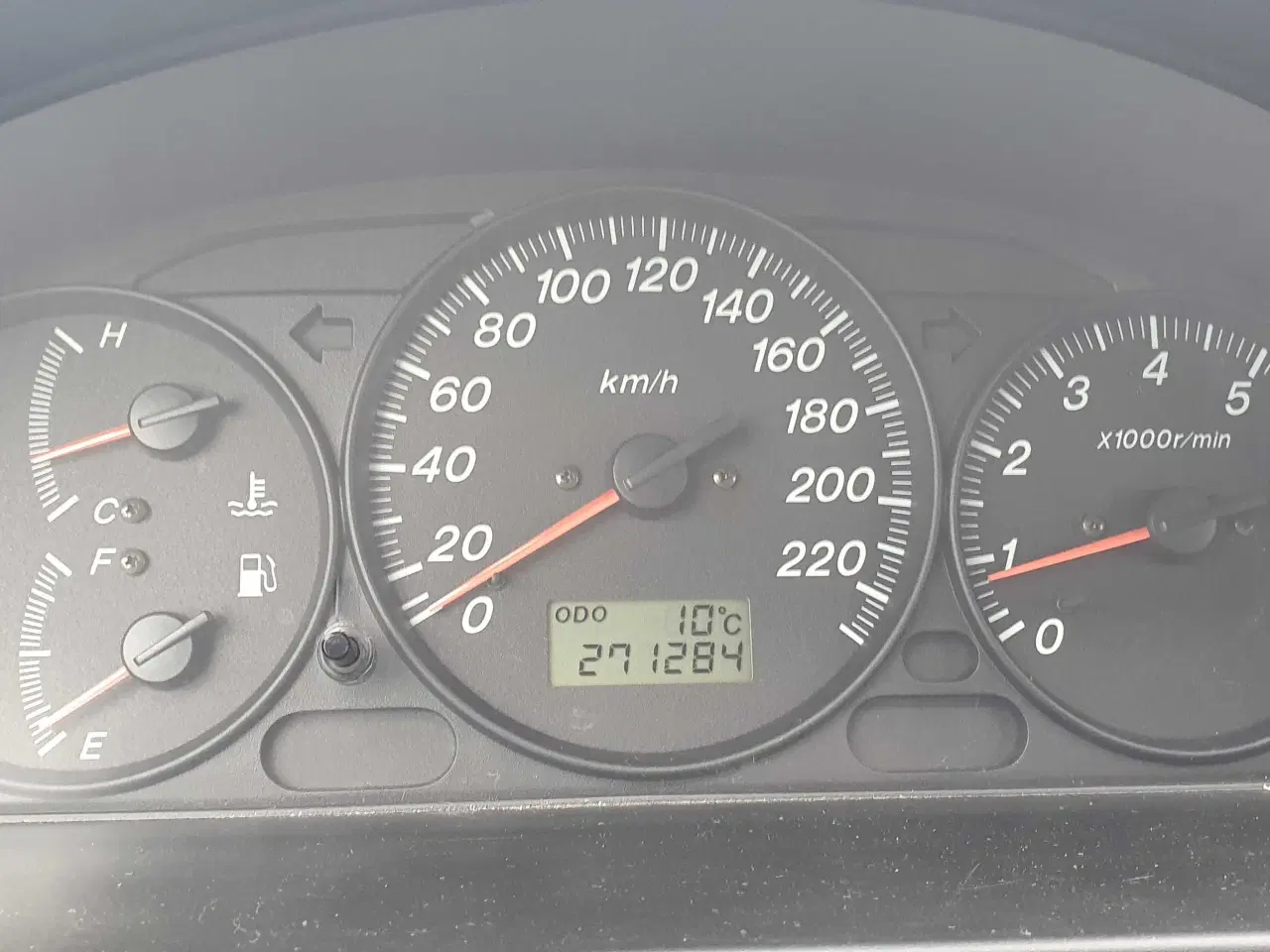 Billede 7 - Mazda 323F EXCLUSIVE 2,0 Benzin 