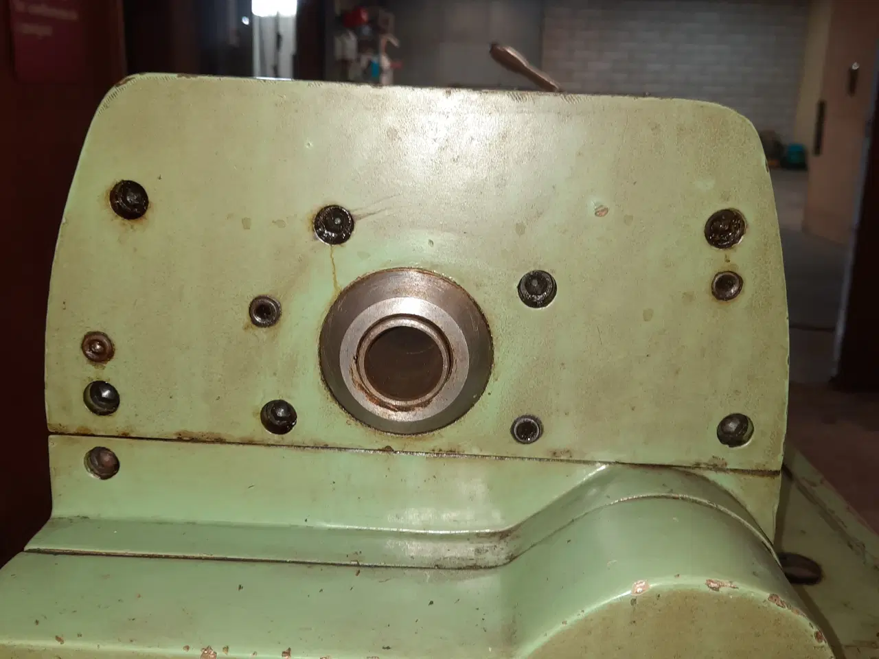 Billede 10 - Her er en rigtig solid super god drejebænk