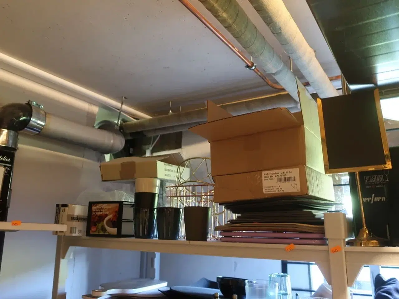 Billede 8 - Reol CAMBRO med indhold