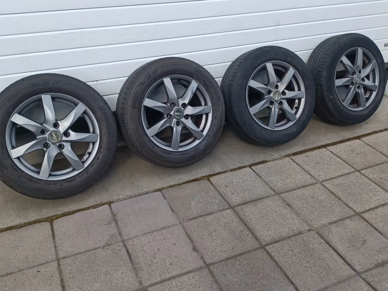 Billede 1 - Renault alufælge.