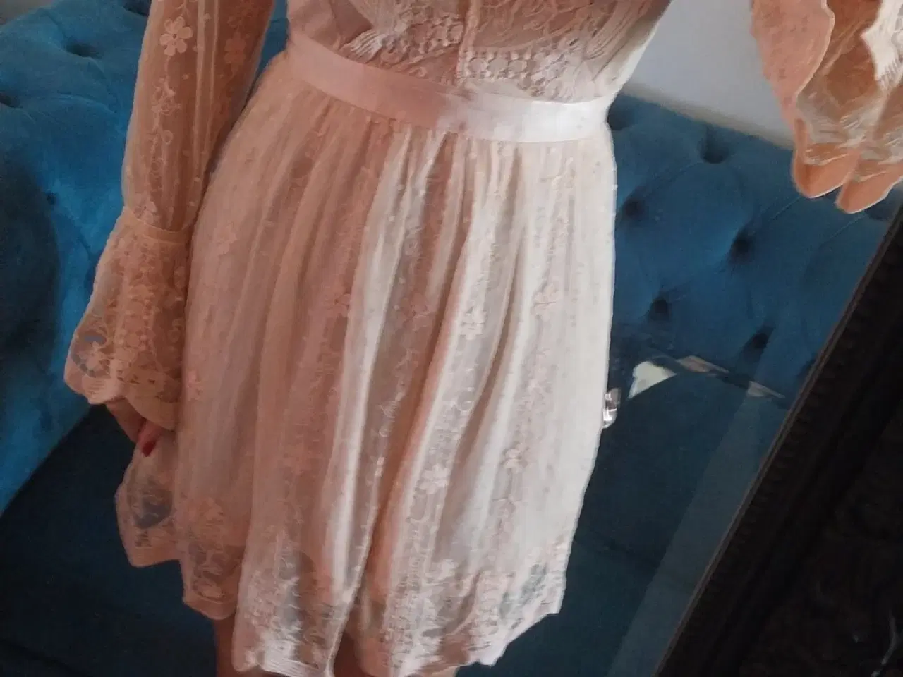 Billede 2 - Sød kjole størrelse Small