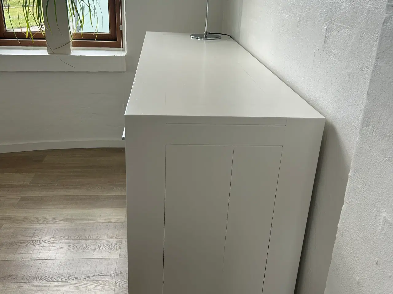 Billede 3 - Skænk (Massiv) i hvidmalet Eg