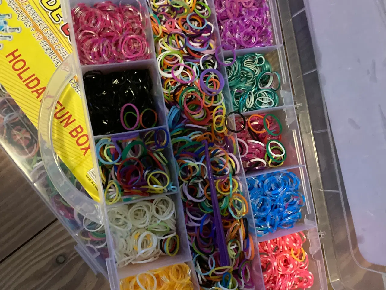 Billede 4 - Loombands pakke med væv og bog mm.