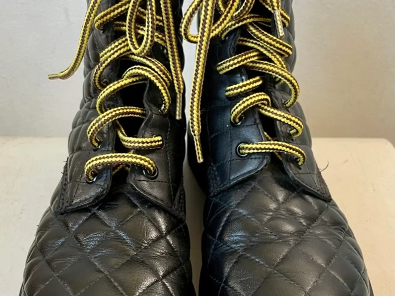Billede 2 - Dr. Martens, støvler, str 41