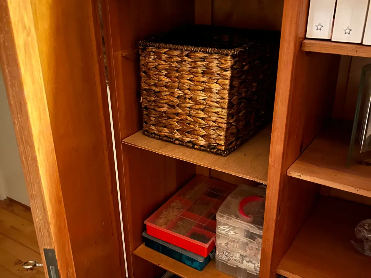 Billede 2 - Gammel skab 