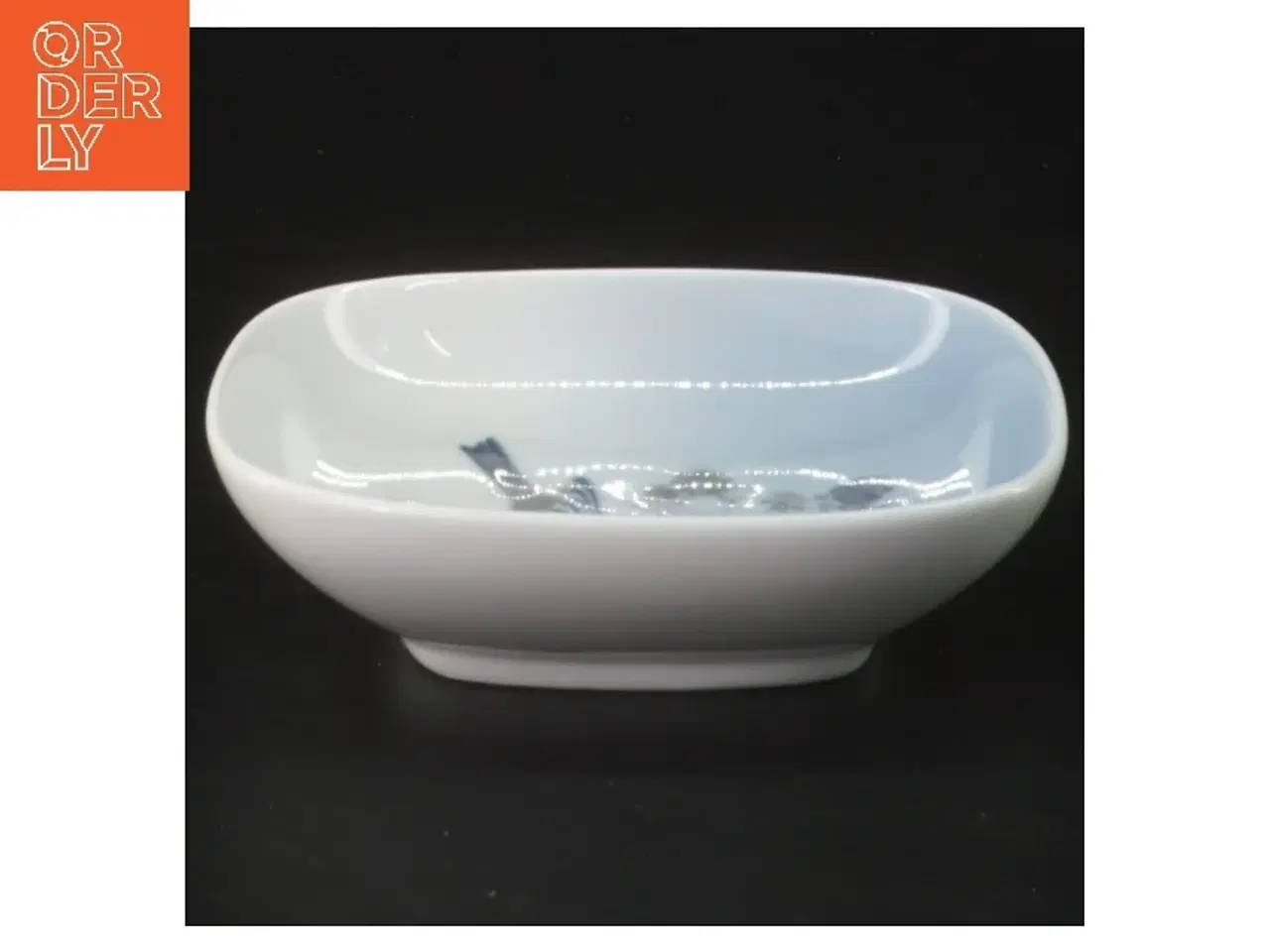 Billede 2 - Lille porcelænsskål med fuglemotiv fra Royal Copenhagen (str. 10,5 cm)