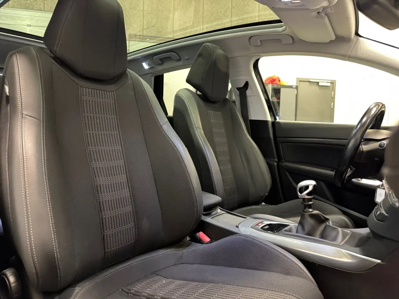 Billede 17 - Peugeot 308 1,6 BlueHDi 120 Allure Sky SW