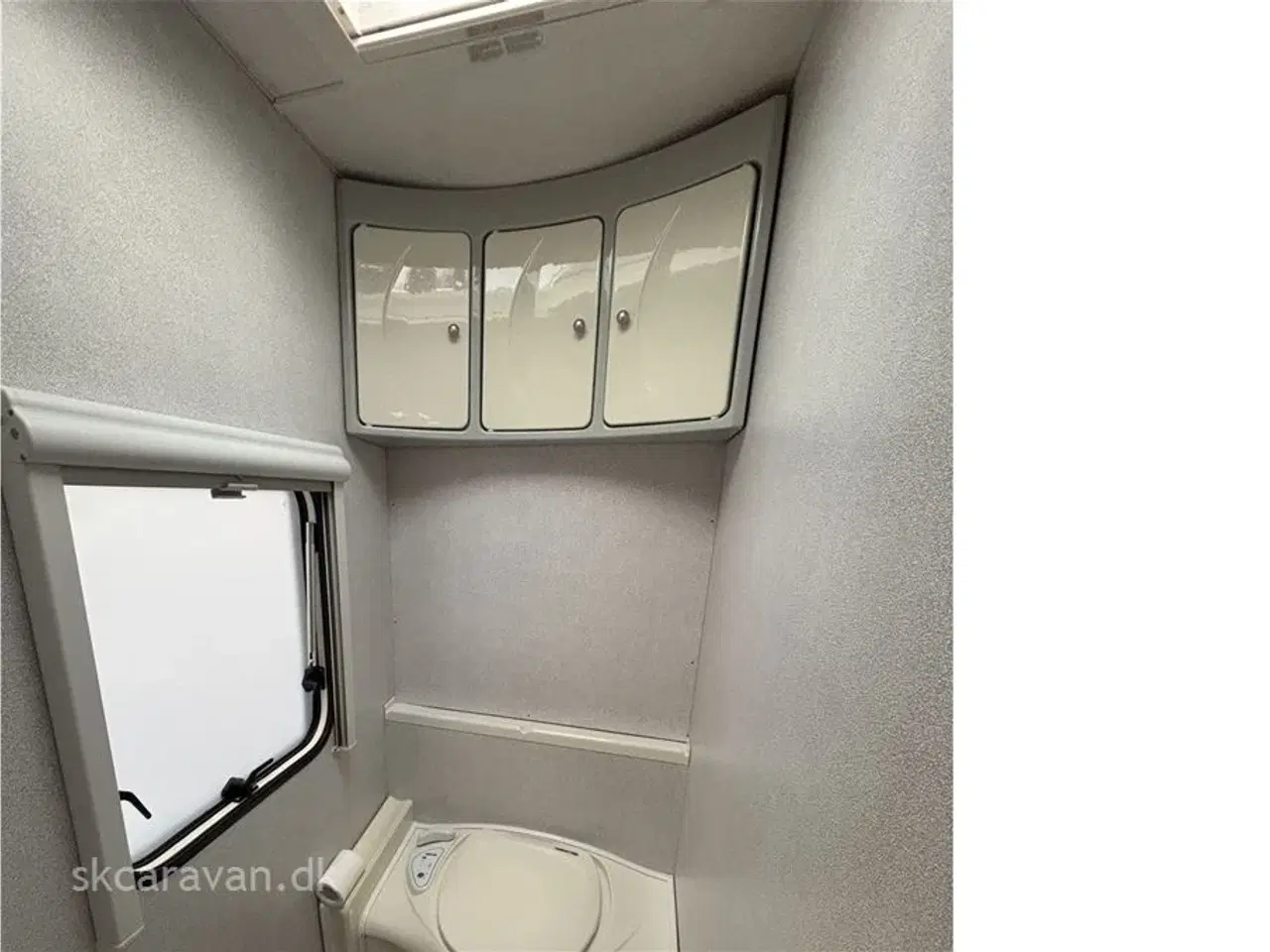 Billede 5 - 2008 - LMC 545 Dominant RD   Står næsten  som ny