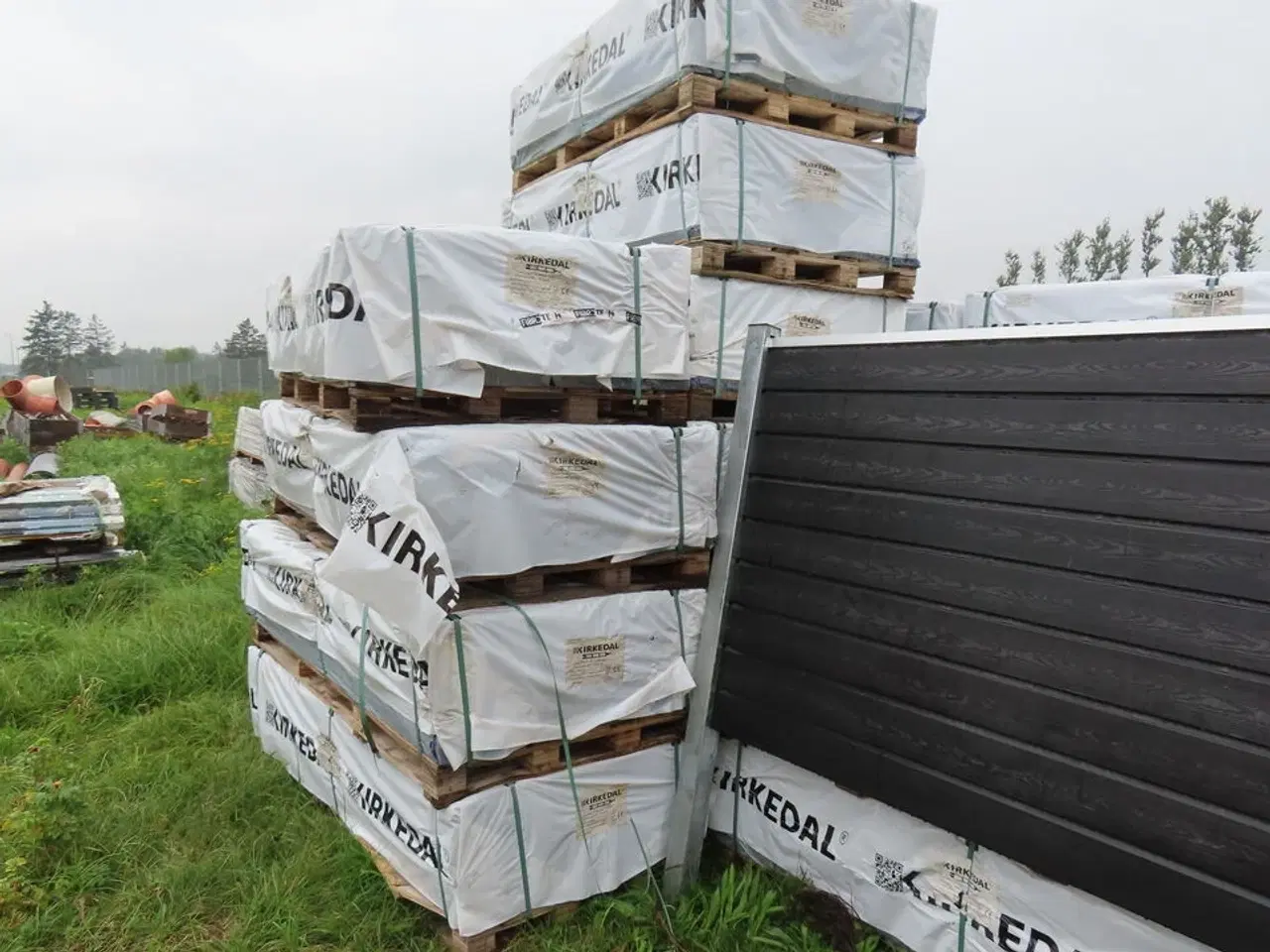 Billede 2 - 6 fag. Komposithegn (180 x 130 cm pr fag)