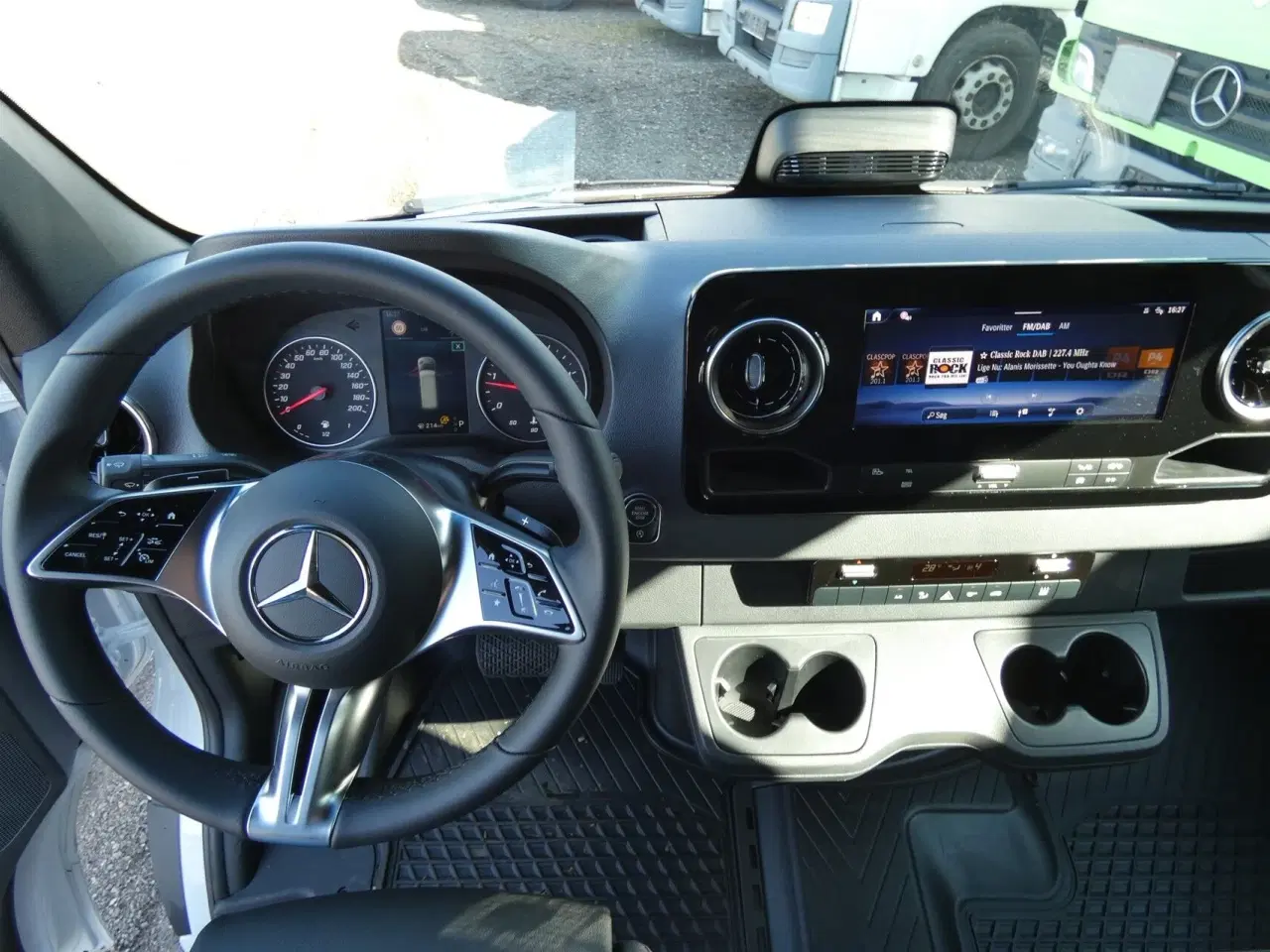 Billede 12 - Mercedes-Benz Sprinter 317 2,0 CDI A2 H2 RWD 9G-Tronic 170HK Van Aut.