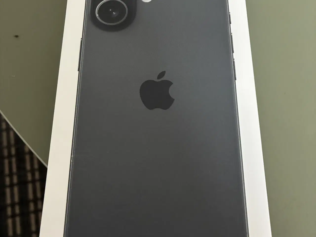 Billede 2 - Helt ny iPhone 17 