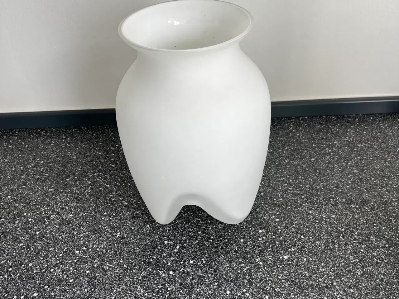 Billede 1 - Lin Utzon vase hvid 22 cm