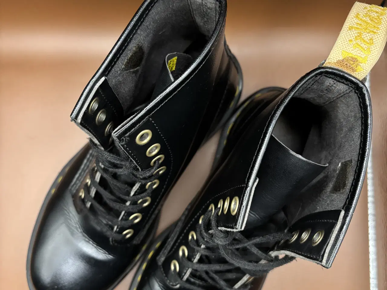 Billede 3 - Dr. Martens vegan støvler