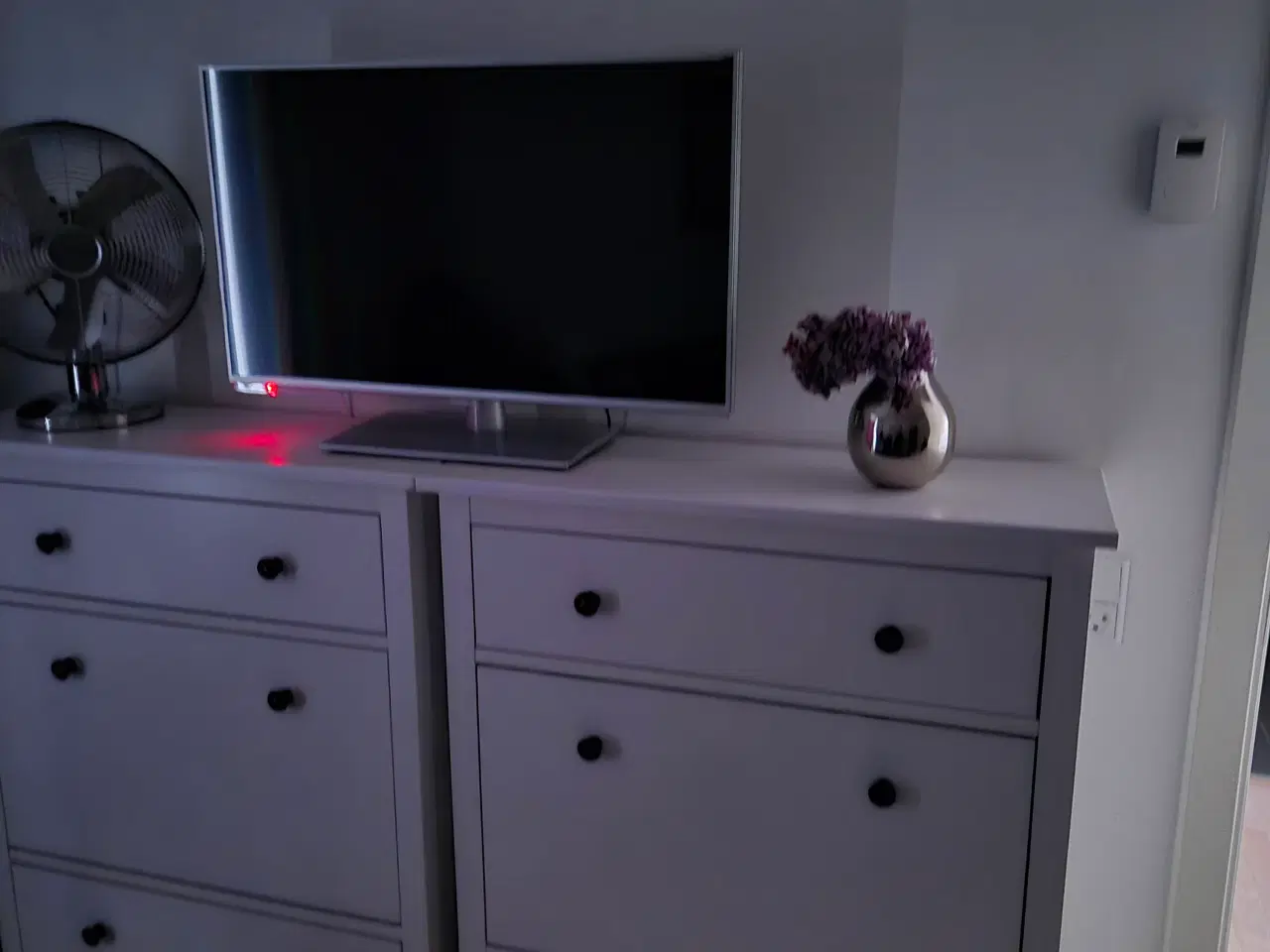 Billede 4 - Skoskab - 1 stk tilbage