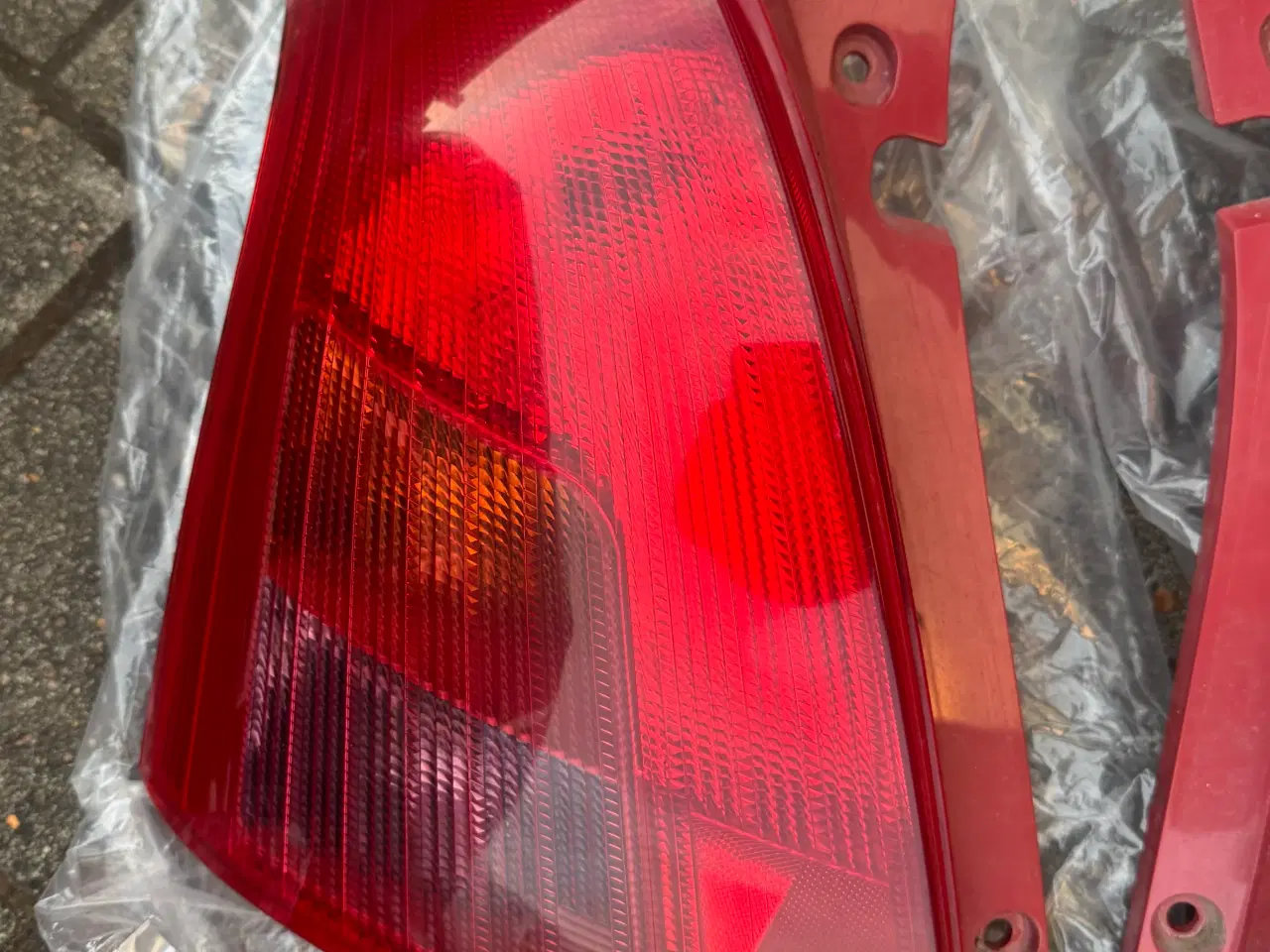 Billede 2 - Suzuki Swift originale baglygter