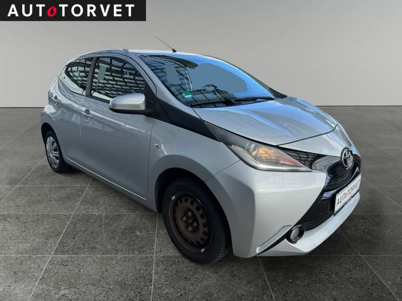 Billede 2 - Toyota Aygo 1,0 VVT-i x-play x-touch