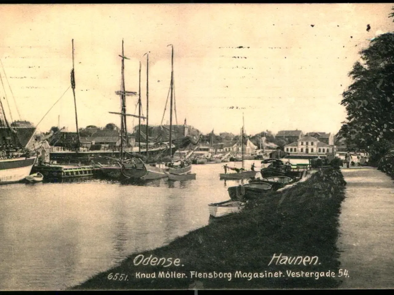 Billede 1 - Odense -  Havnen - Knud Møller - Flensborg Magasinet 6551 - Brugt