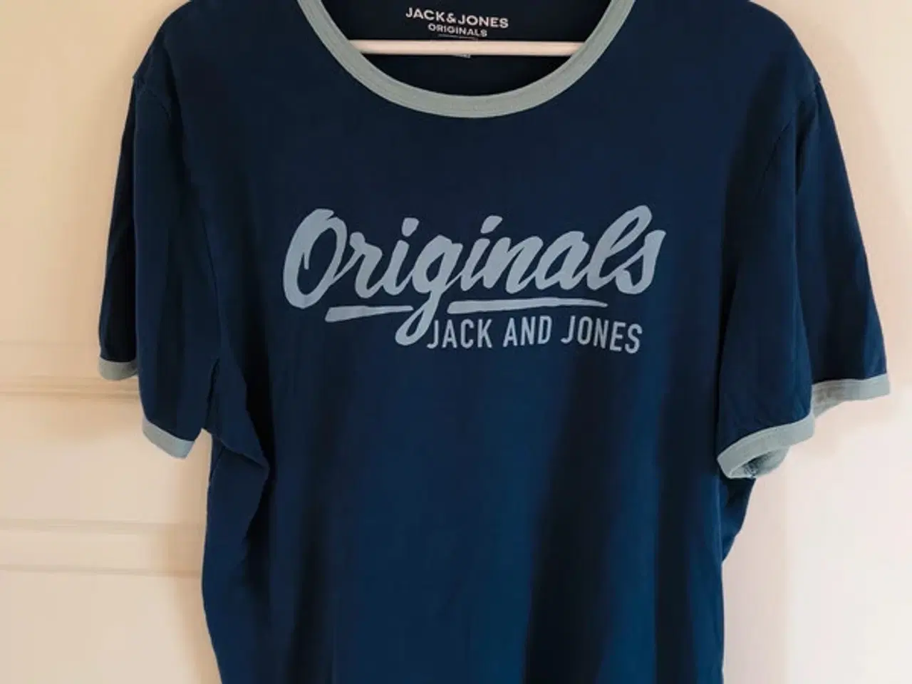 Billede 2 - Herre T-Shirt Jack & Jones blå M og L