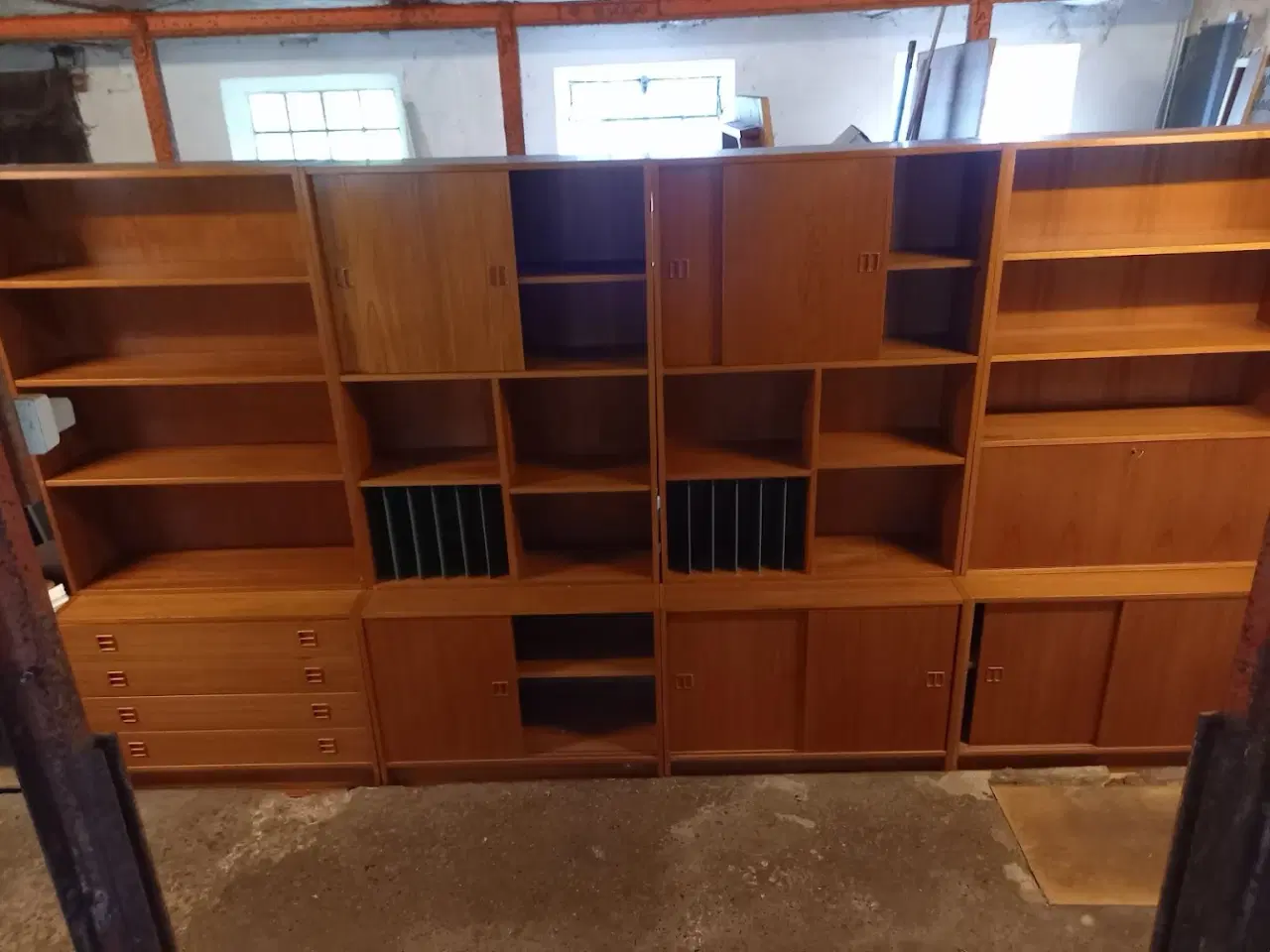 Billede 11 - Teak reol i fire sektioner