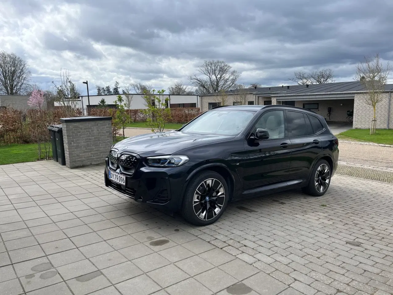 Billede 1 - BMW iX3  Charged Plus M-Sport