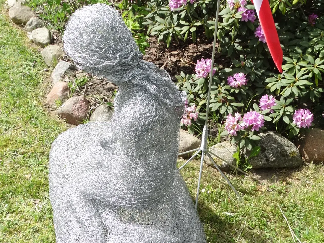 Billede 4 - håndlavet haveskulptur, dekoration-Lille Havfrue 