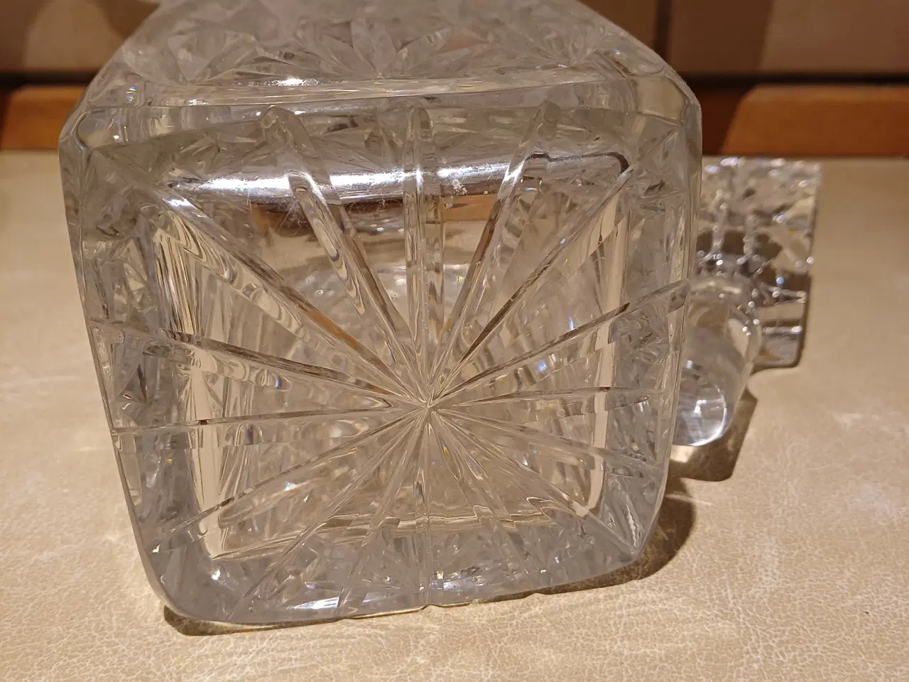 Billede 3 - Krystal vinkaraffel med mønster og prop