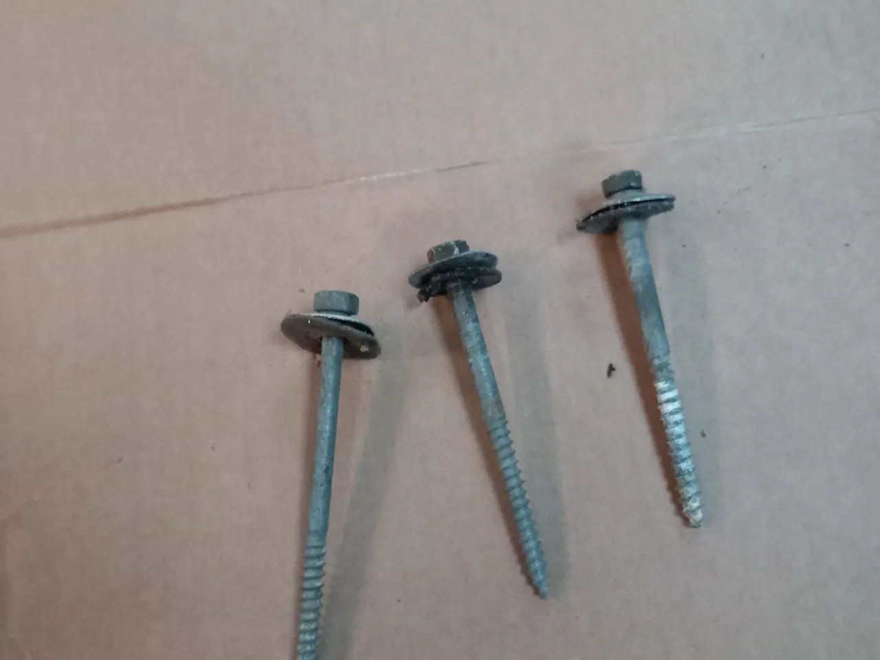 Billede 1 - Har Ca 1000 tagskruer til eternitplader