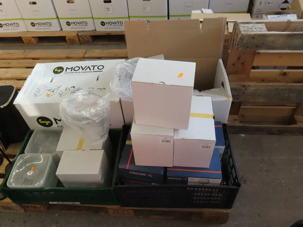 Billede 1 - Palle med diver glas, kopper og stempelkander