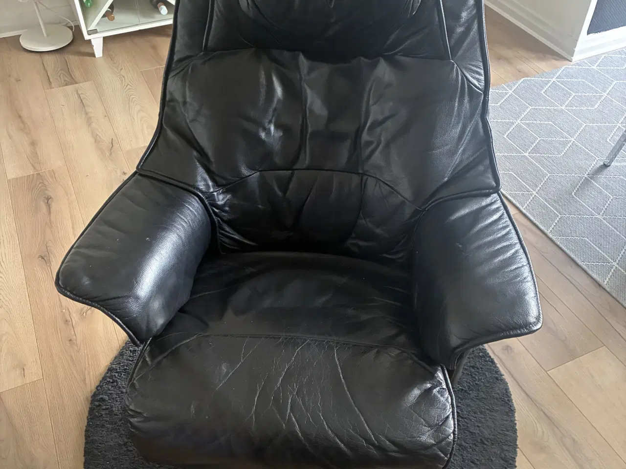 Billede 1 - Læder lænestol sort