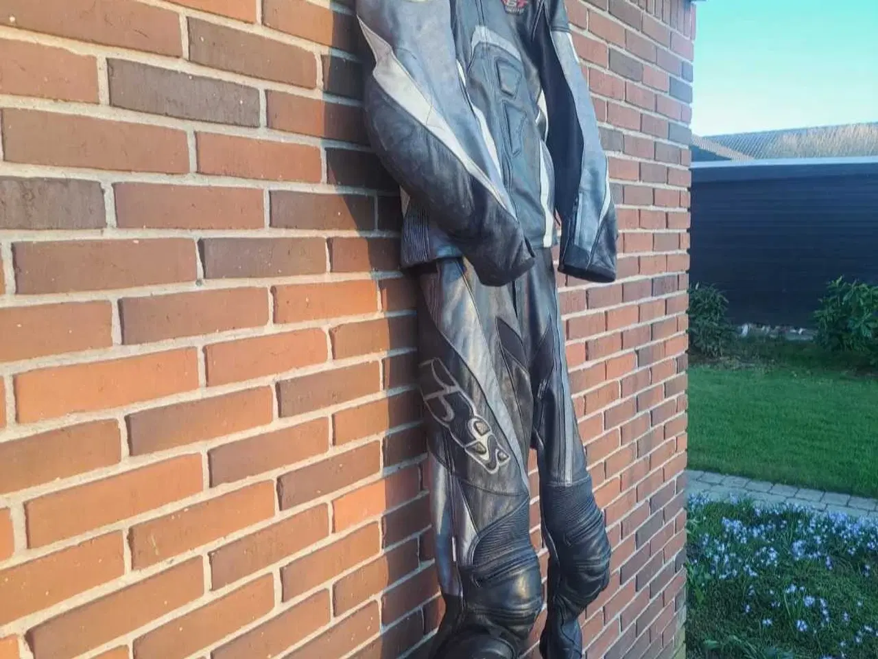 Billede 2 - IXS læder motorcykel 2 delt dragt.