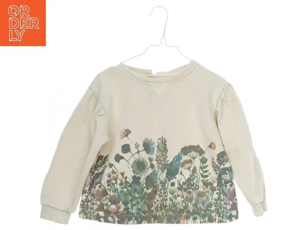 Billede 1 - Børnetrøje med blomsterprint fra Mini A Ture (str. 110)