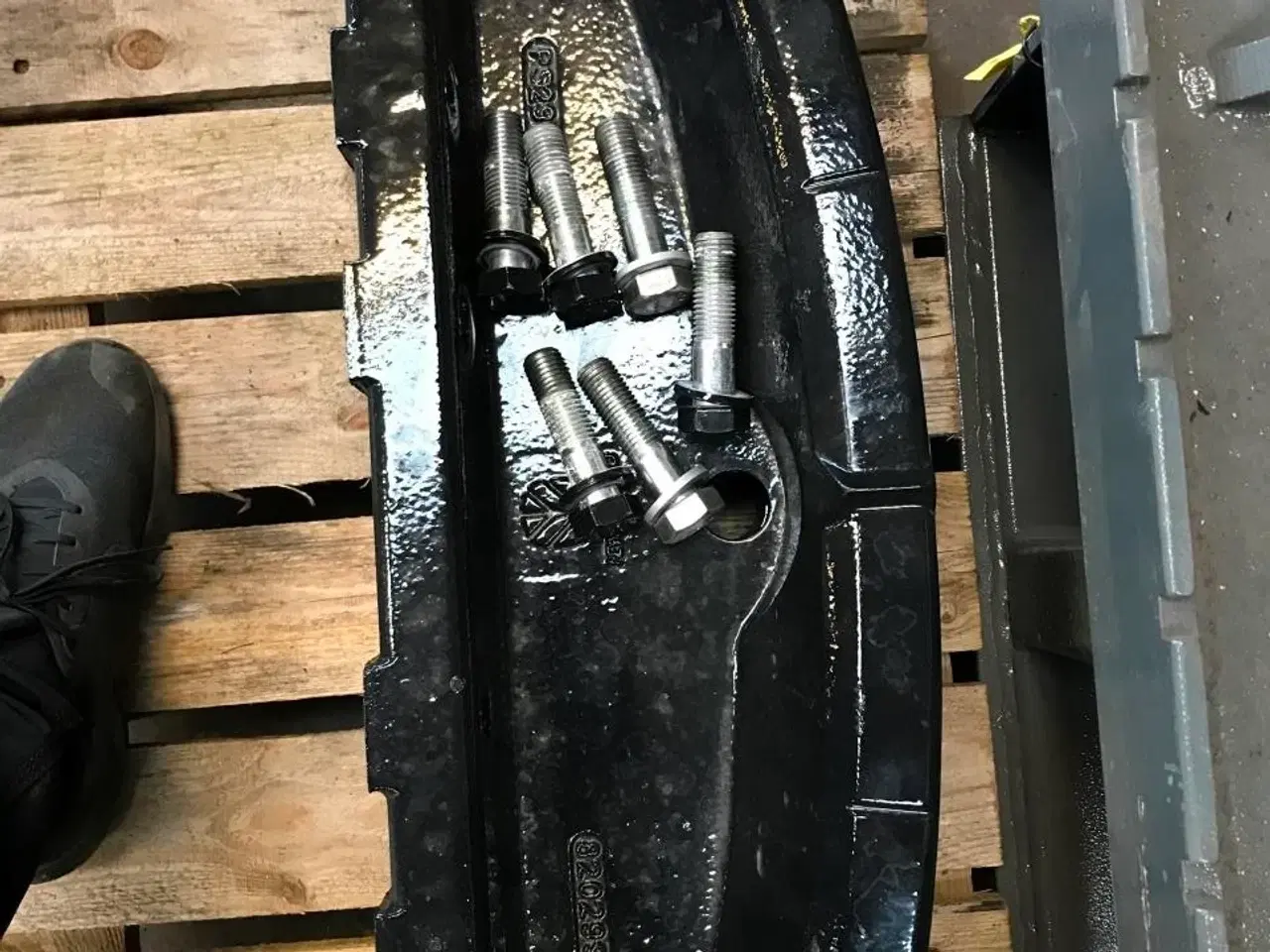 Billede 1 - New Holland BASIS FRONTKLODS T7