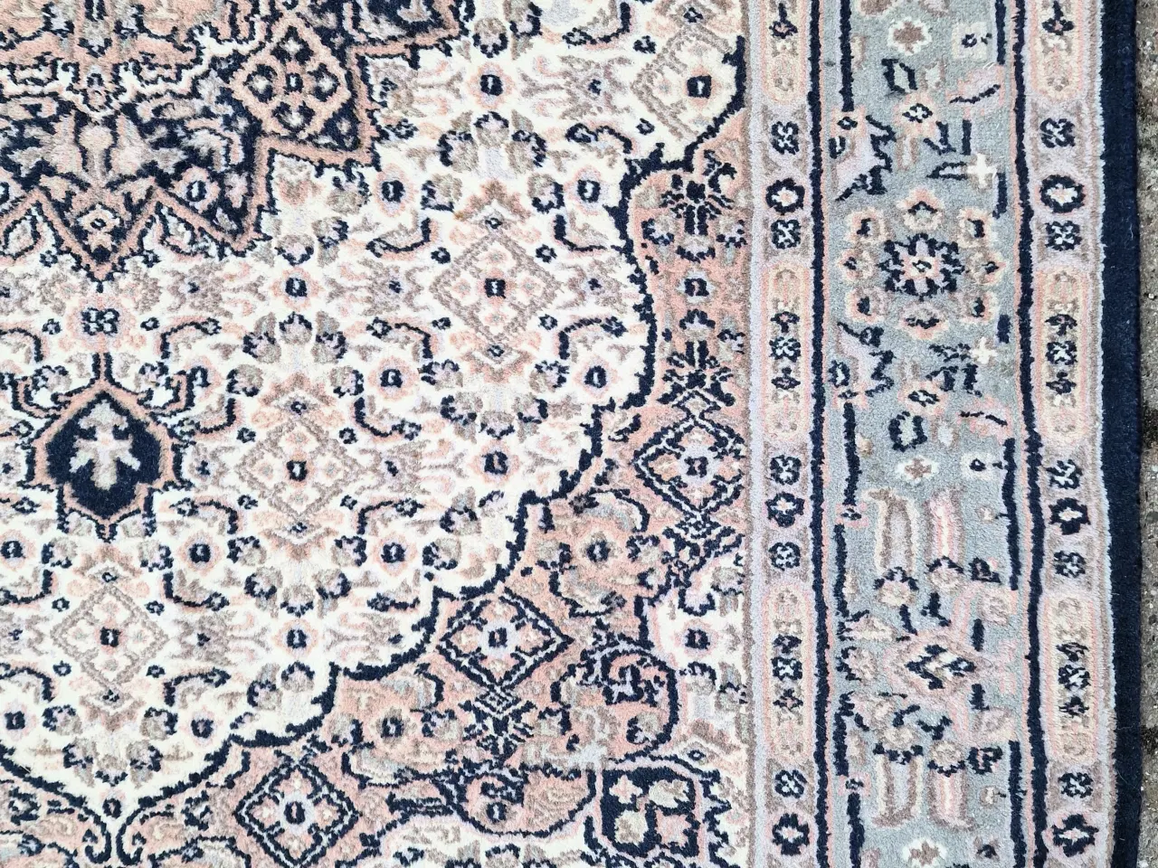 Billede 6 - Ægte håndknyttet  vintage orientalsk tæppe.