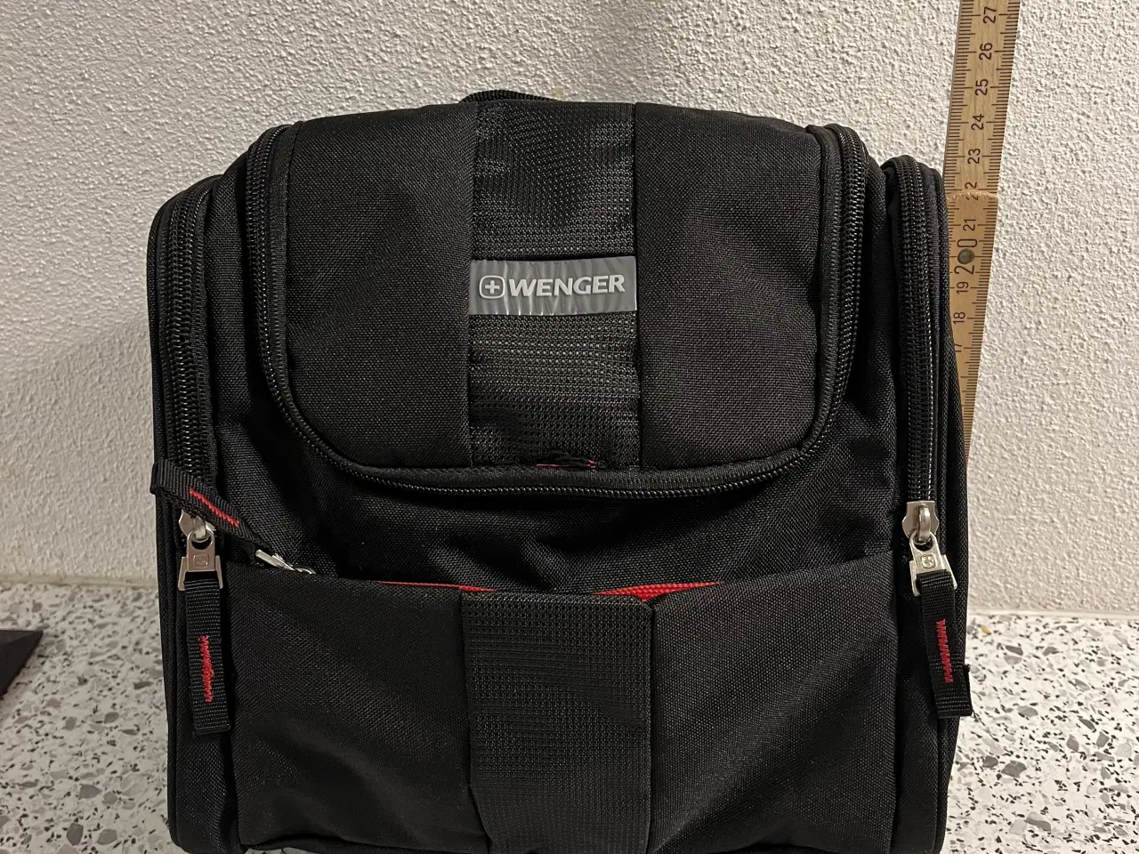 Billede 2 - Toilettaske fra Wenger 