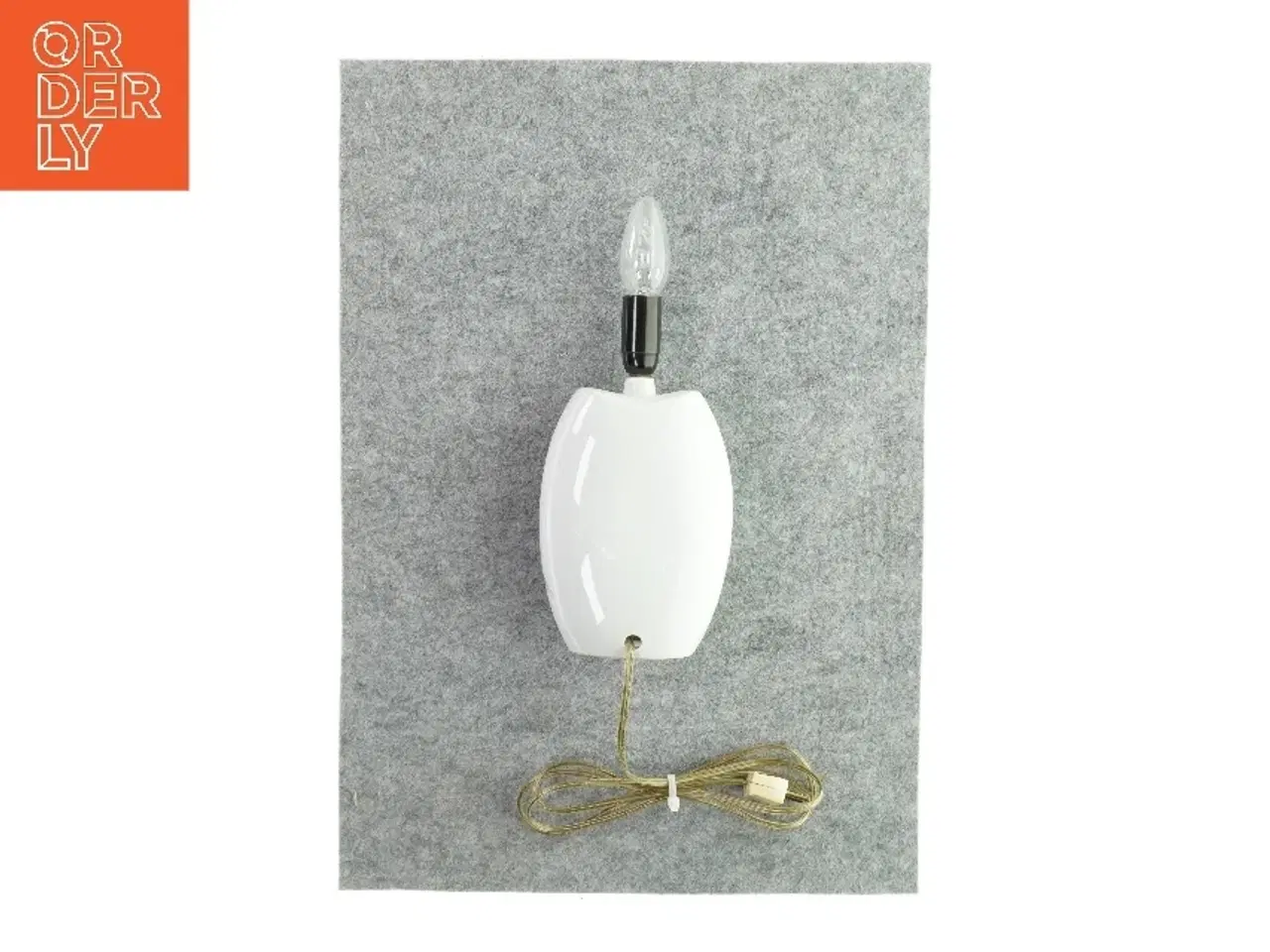 Billede 2 - Lampe (str. LBH 12x7x32 cm)