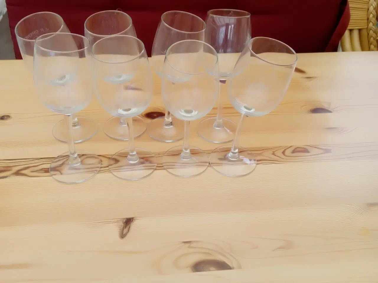 Billede 2 - Vinglas J.P.Chenet skævstilket glas 8 stk 80 kr