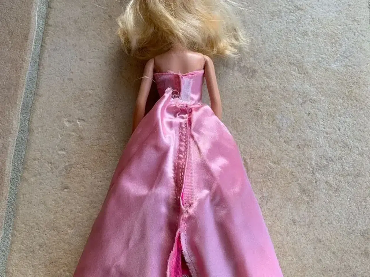 Billede 6 - BARBIE fashion fairytale dukke
